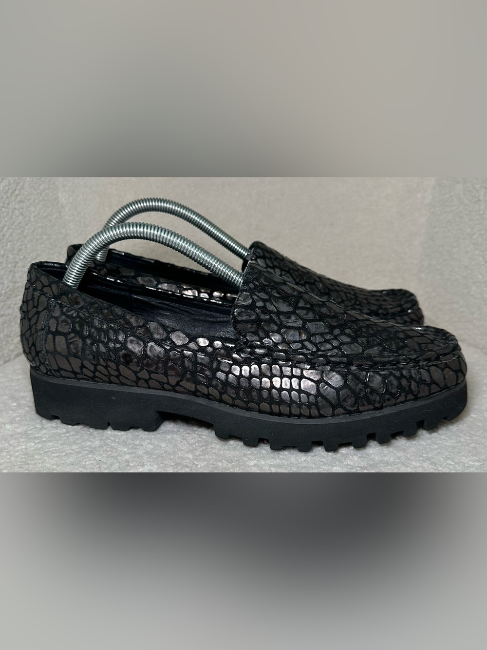 Donald J Pliner Loafers Rio Crocodile Embossed Leather‎ Lug Sole Black Preppy 11